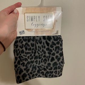 Simply Southern leopard leggings